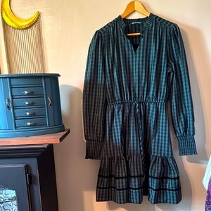 💚🖤✔️🏁Green and Black Plaid Dress